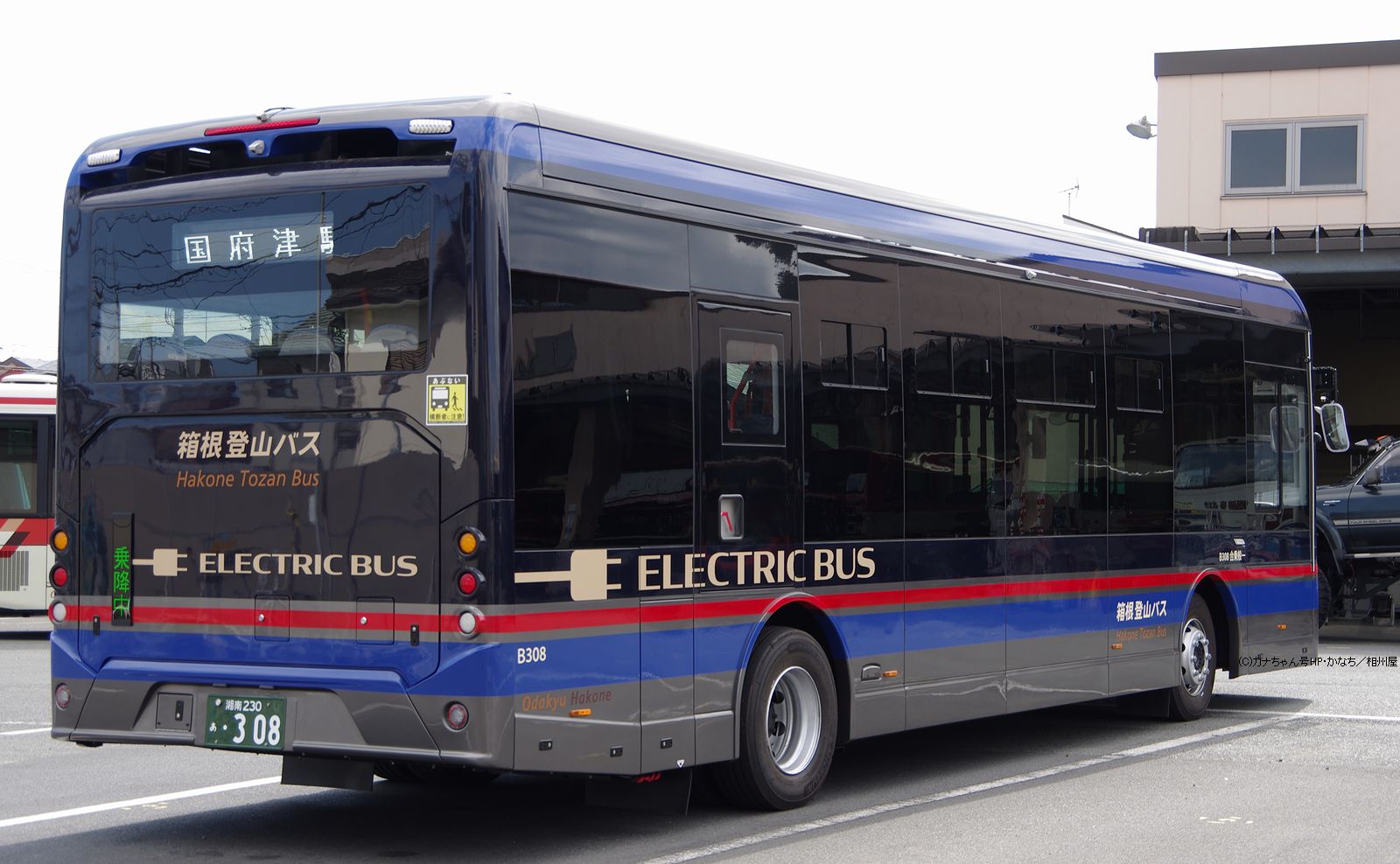 B308 EVモーターズ・ジャパン F8 series2-City Bus WSD6105BR1EV 小田原 湘南230あ308 リア